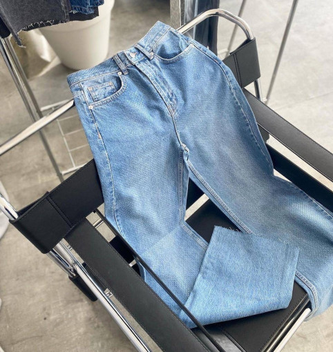 Джинсы с принтом спереди под стразы 🥰 Плотная джинса,  фото реальное😍 🤩 САДОВОД официальный интернет-каталог